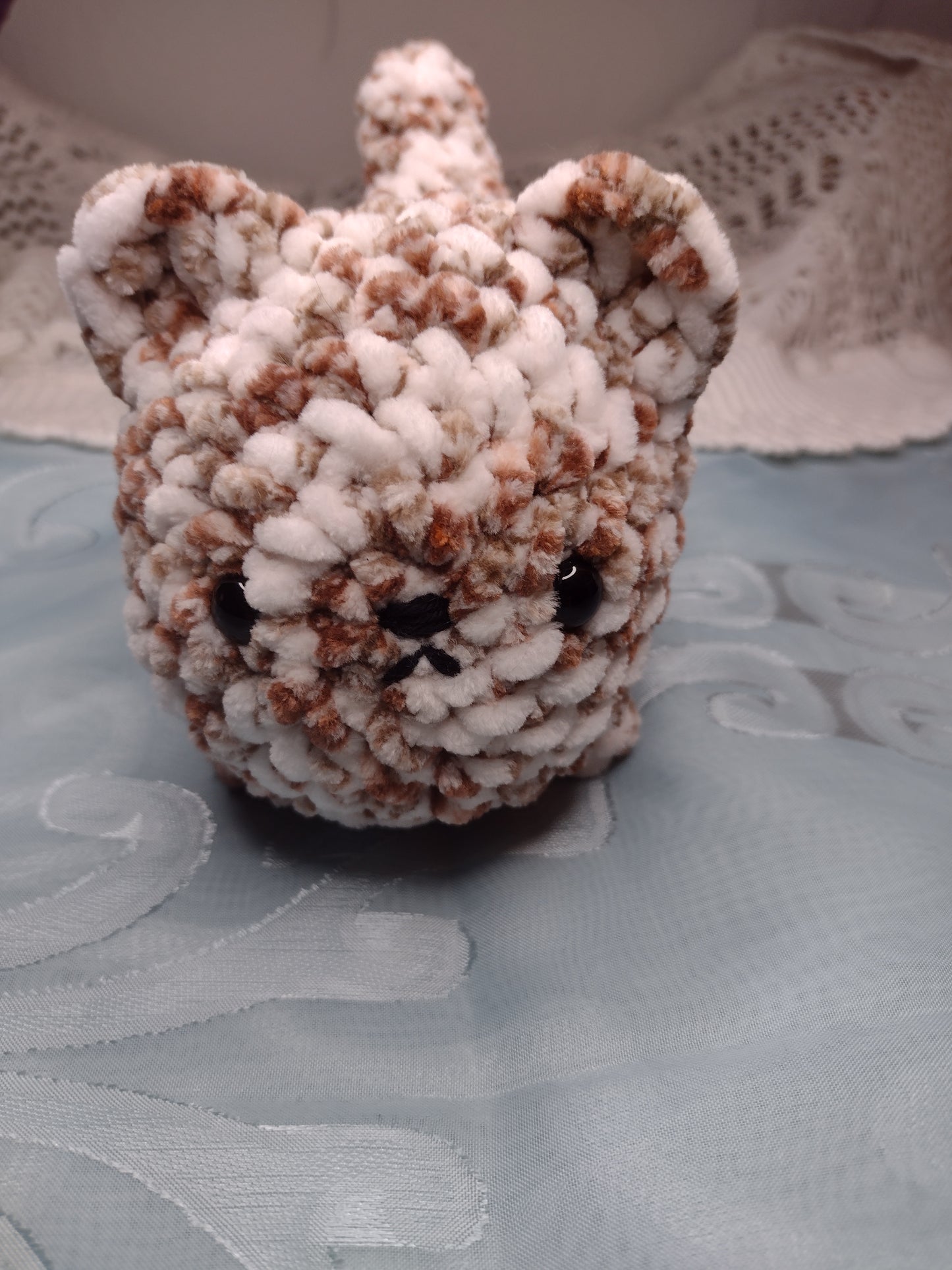 Hand-crafted Loaf Cat